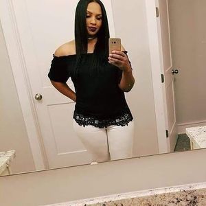 Meet your Posher, Carletta